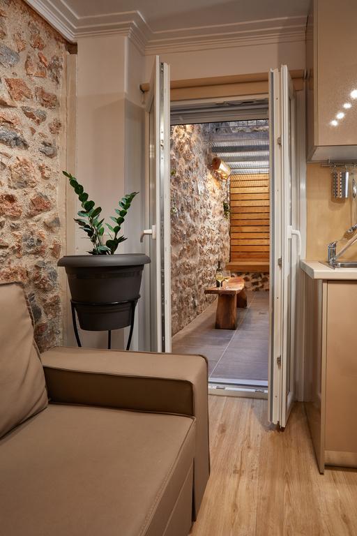 דירות אתונה Warm Stone House מראה חיצוני תמונה